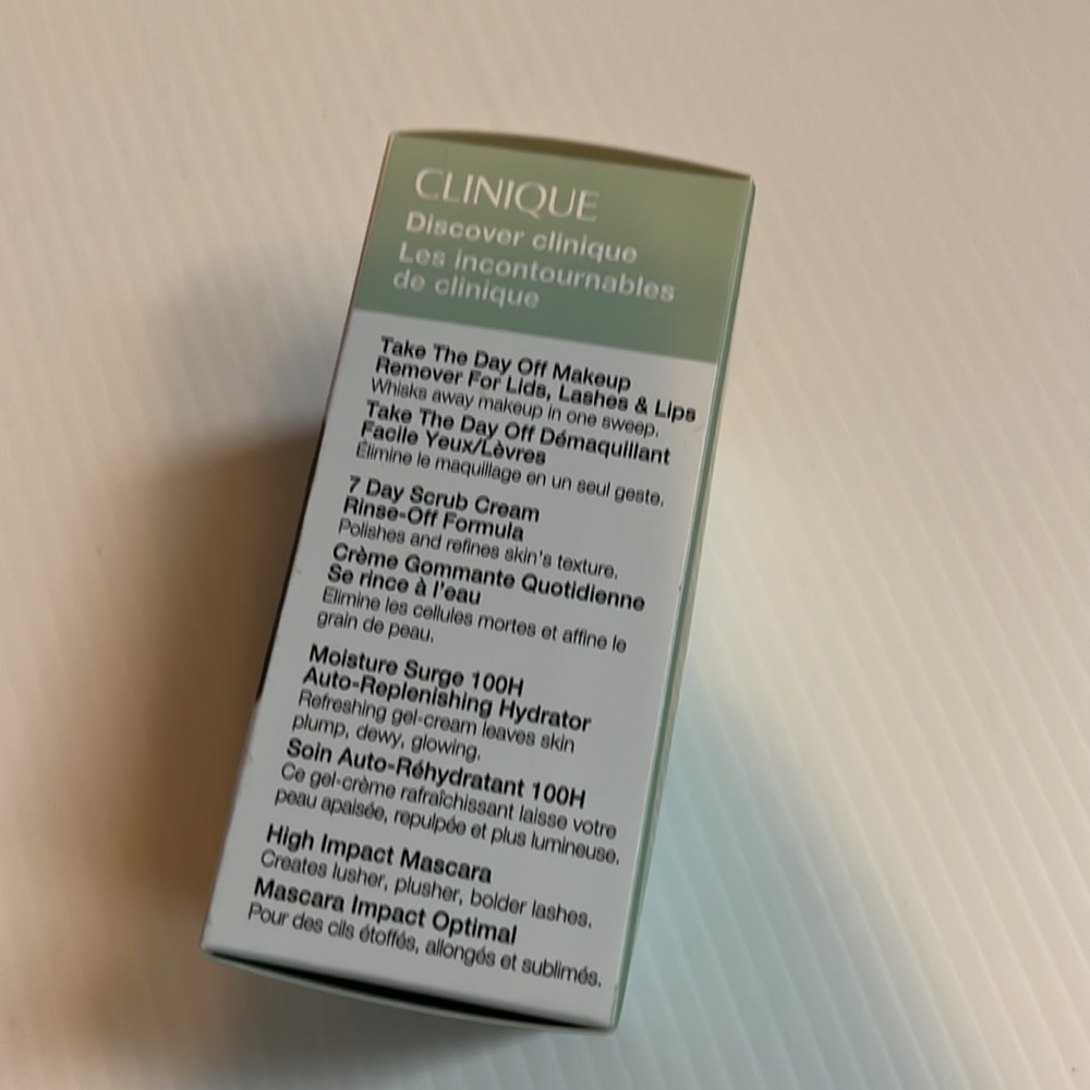 Clinique 4-pc sample set - Picture 2 of 4